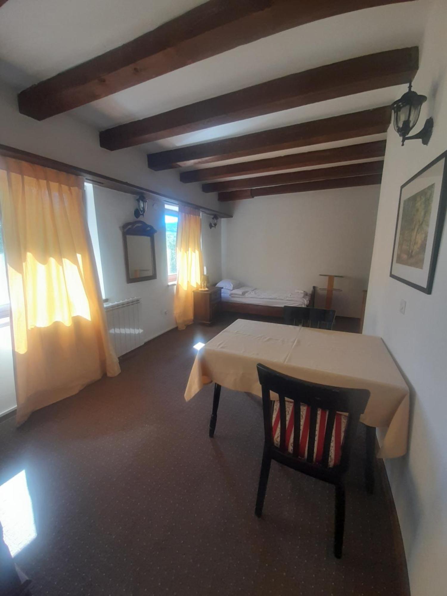 Teuta Palace Dom Faletici Hotel Sarajevo Eksteriør billede